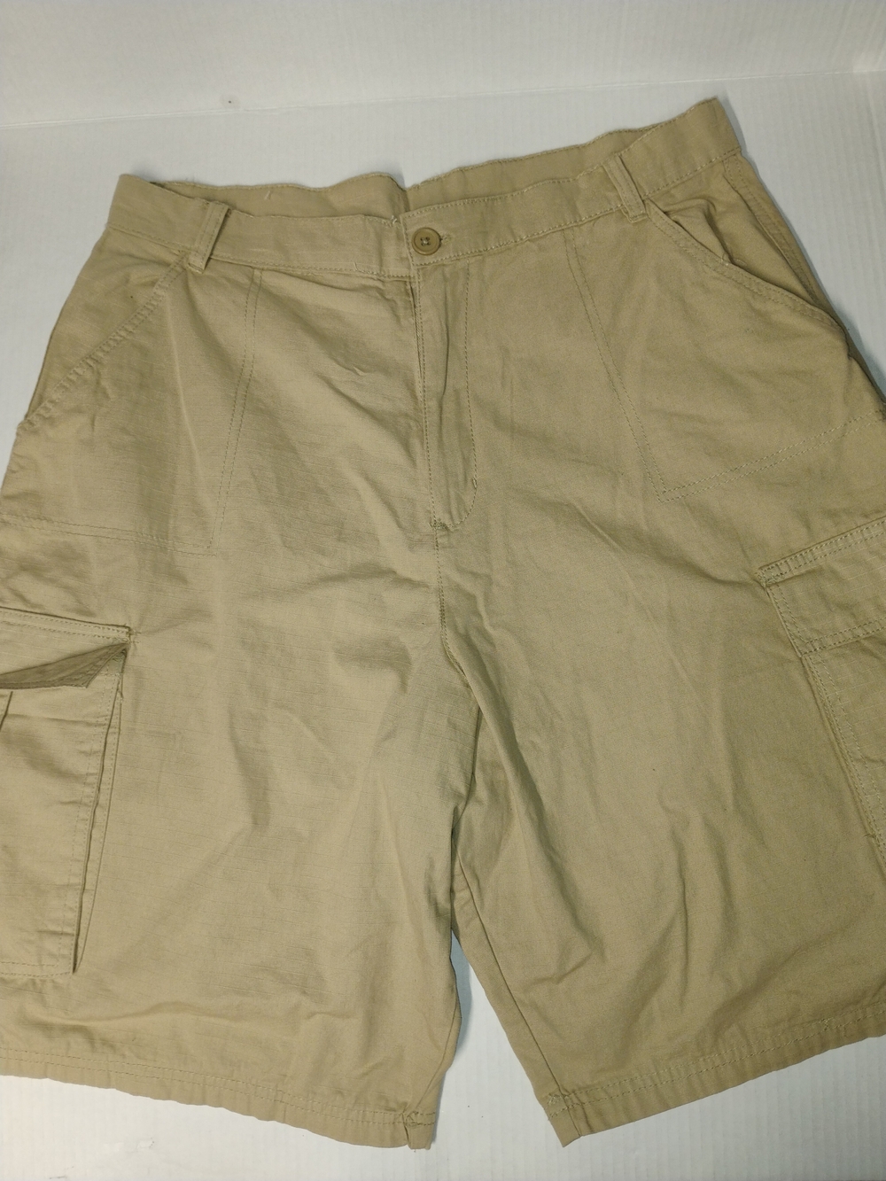 Men's Cargo Shorts in Khaki - Lightweight Everyday Wear